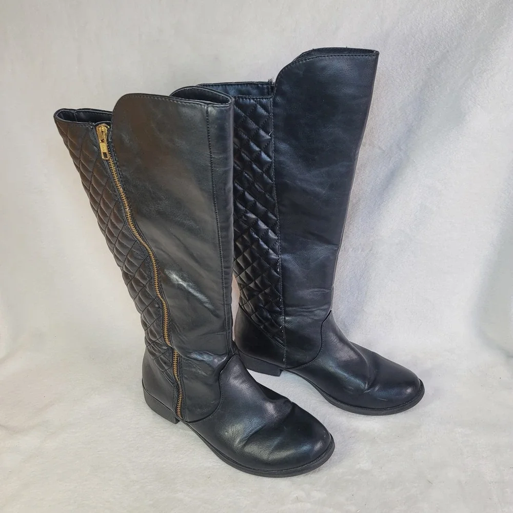 Alex Flex Black Quilted Faux Leather Whimsigoth Warm Knee High Boots Size 10